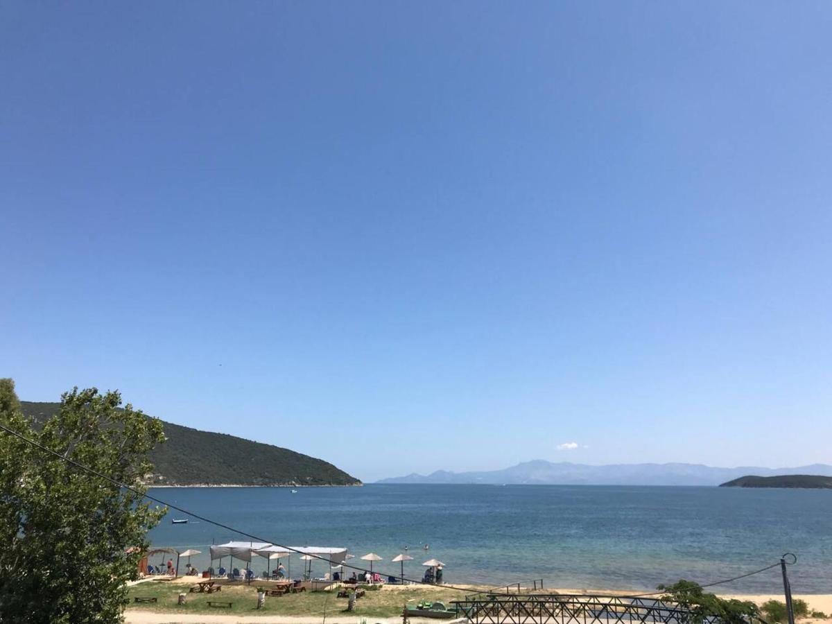 Peramos Luxury Daire Néa Péramos Dış mekan fotoğraf