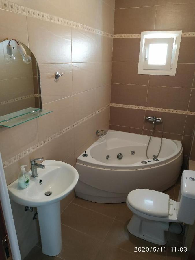 Peramos Luxury Daire Néa Péramos Dış mekan fotoğraf